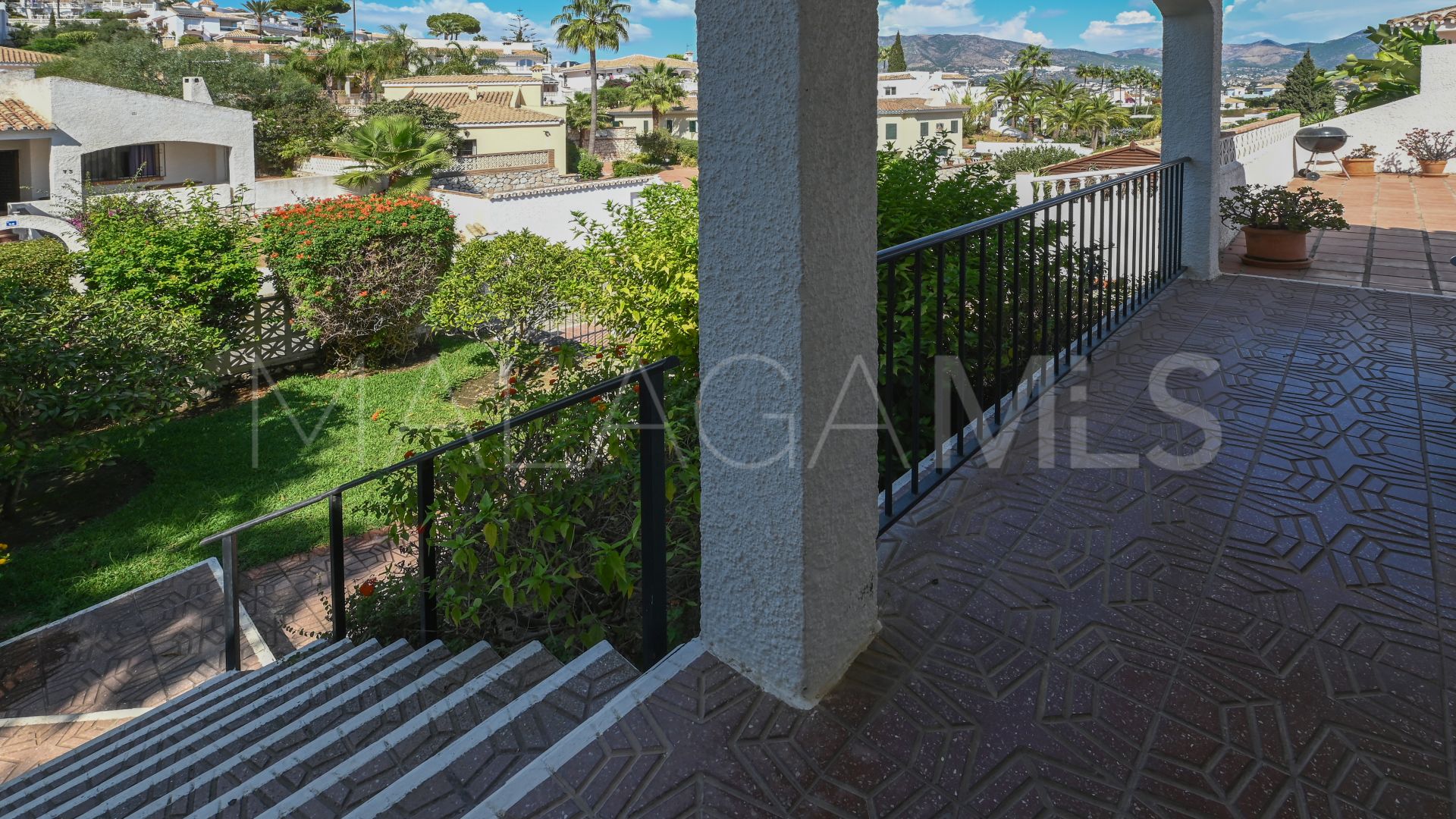 Villa for sale in Cerros del Aguila