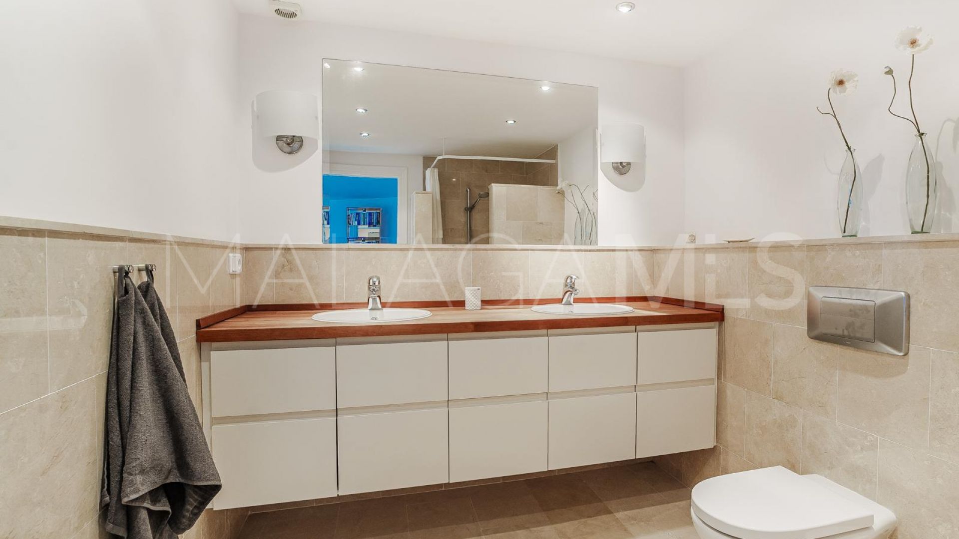 Hus i byn for sale in La Capellania