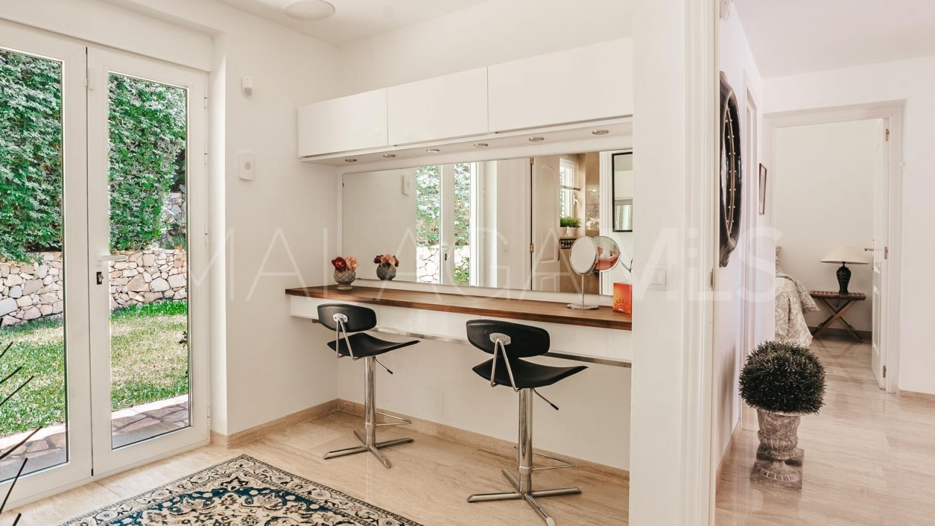 Hus i byn for sale in La Capellania