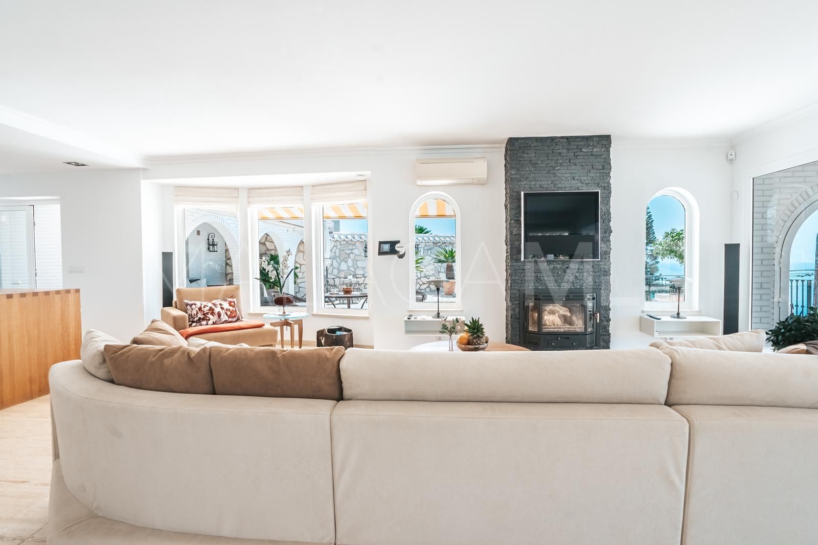 Hus i byn for sale in La Capellania