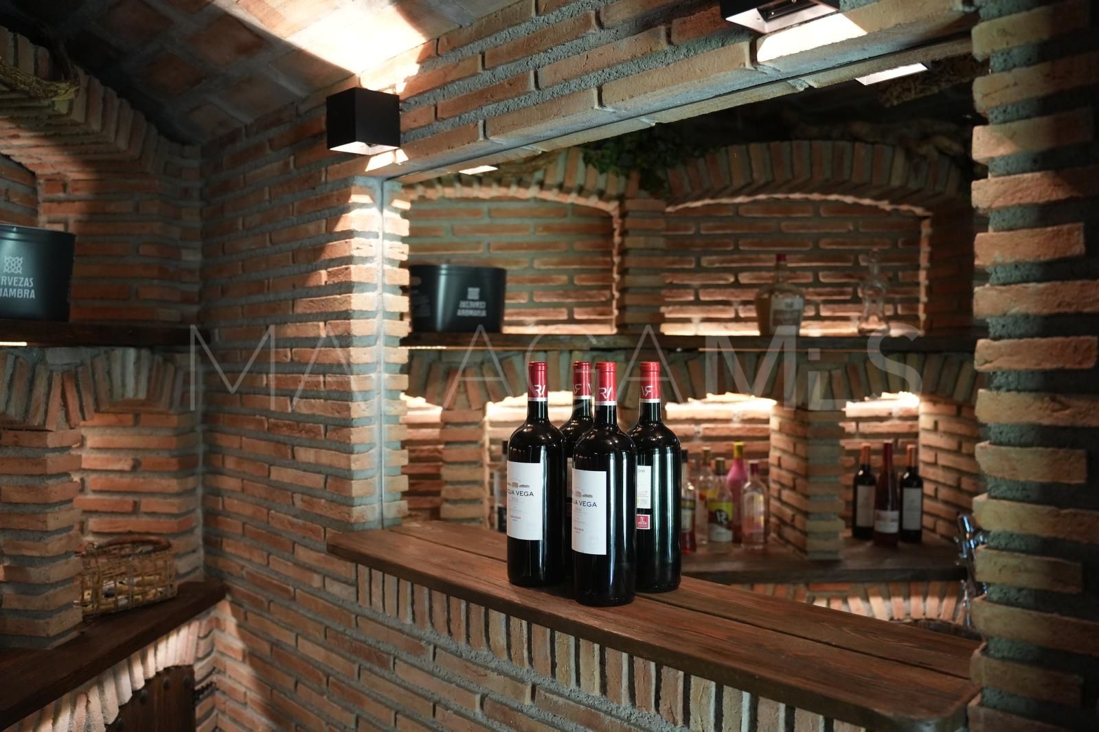 Hus i byn for sale in La Capellania