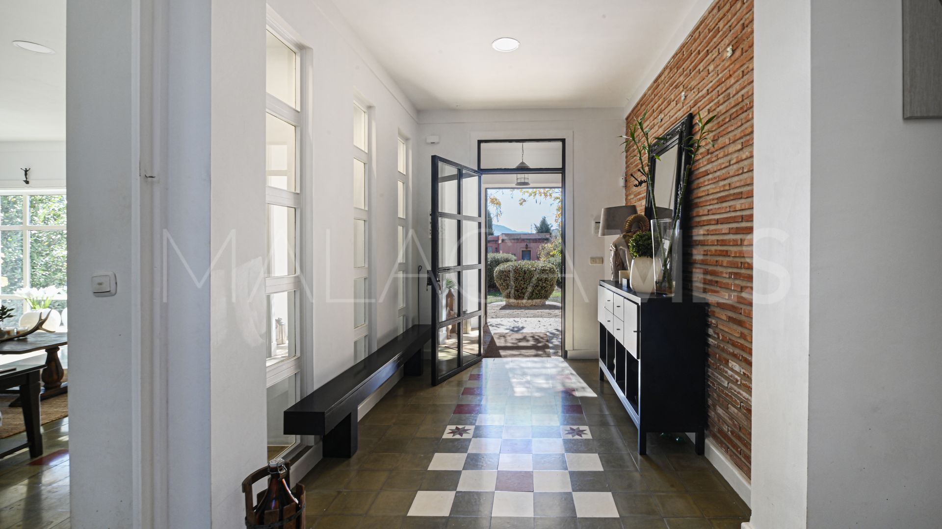 Villa for sale in Salinas