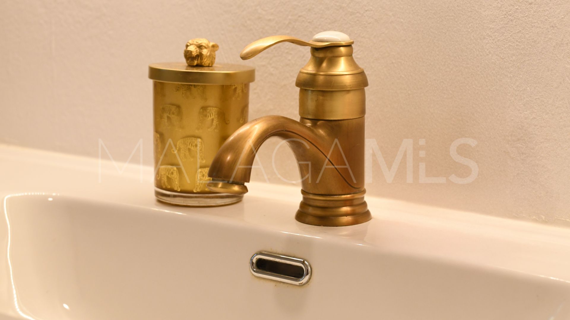 Villa for sale in Salinas