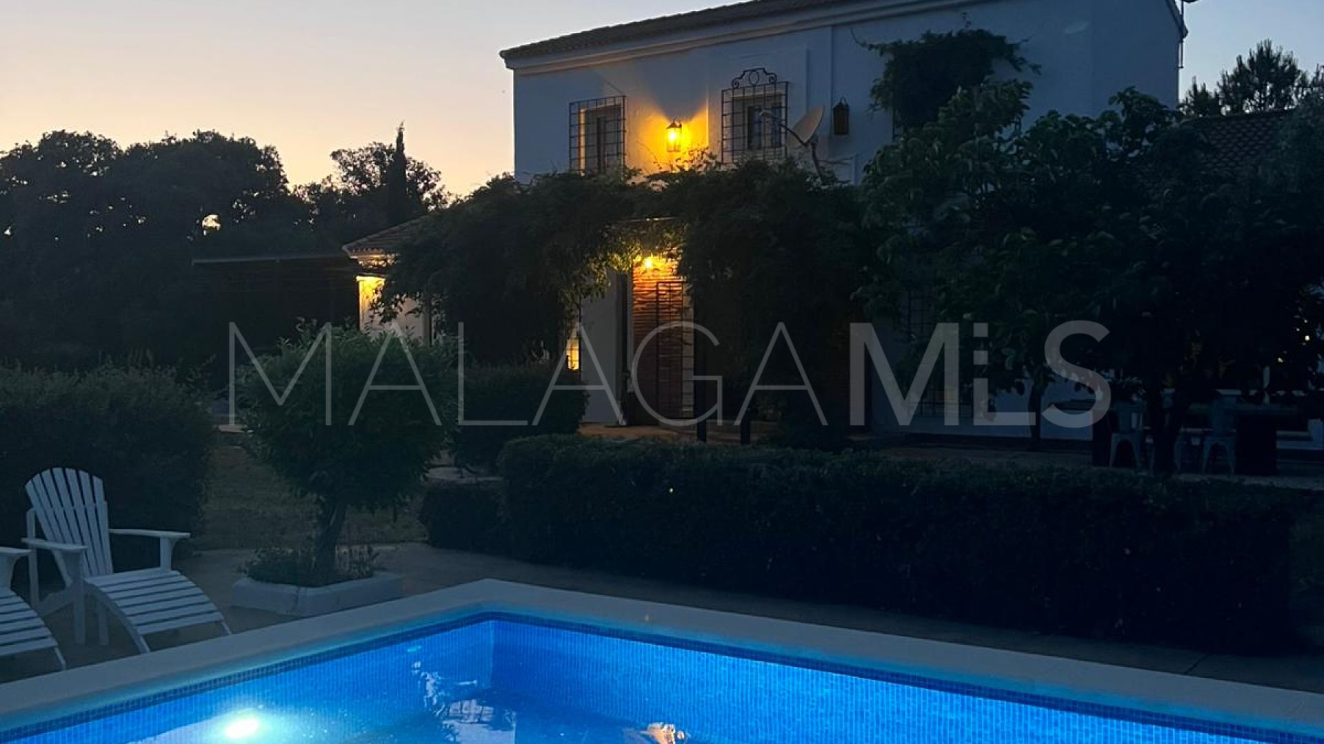 Villa for sale in Salinas