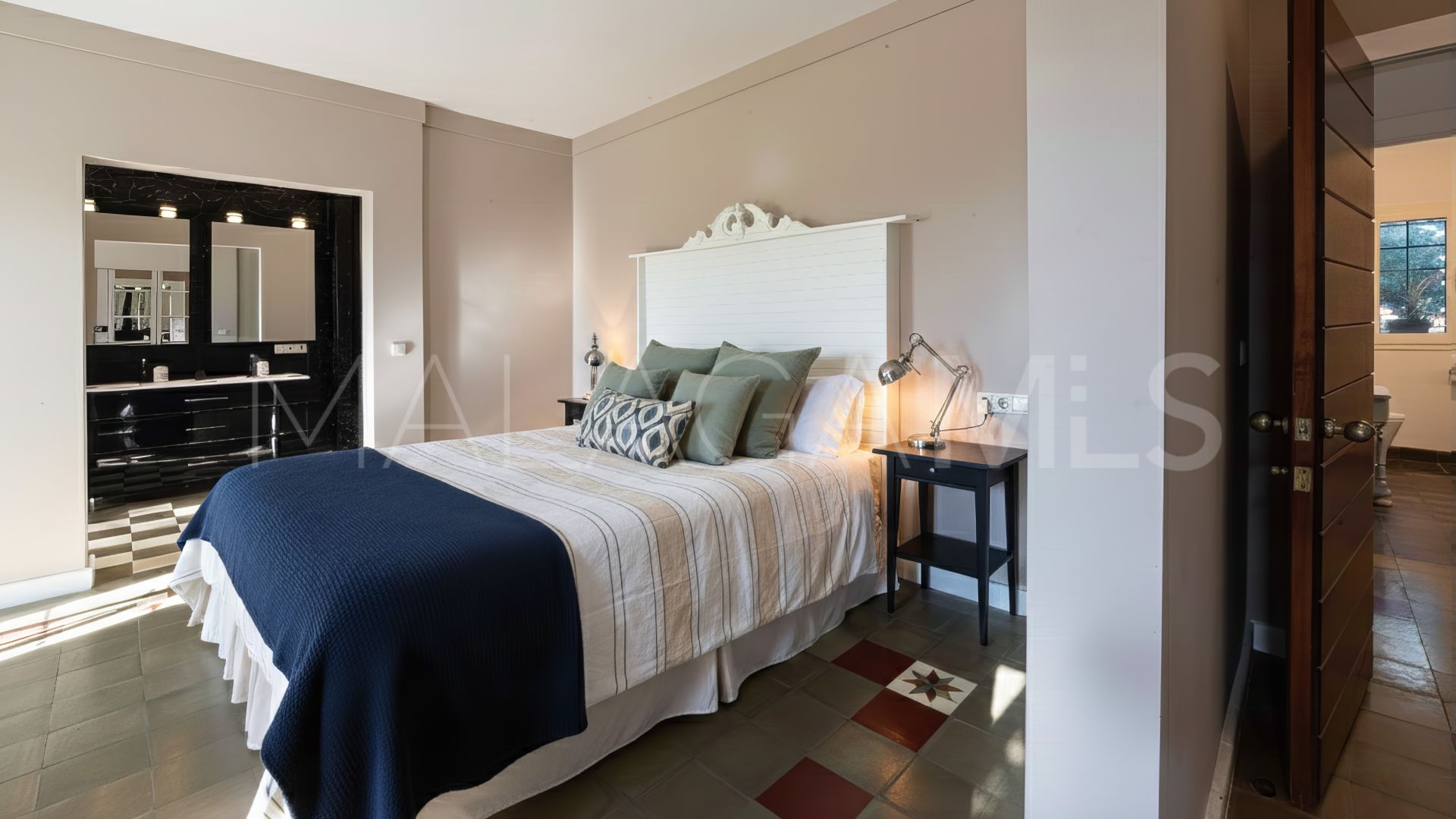 Villa for sale in Salinas