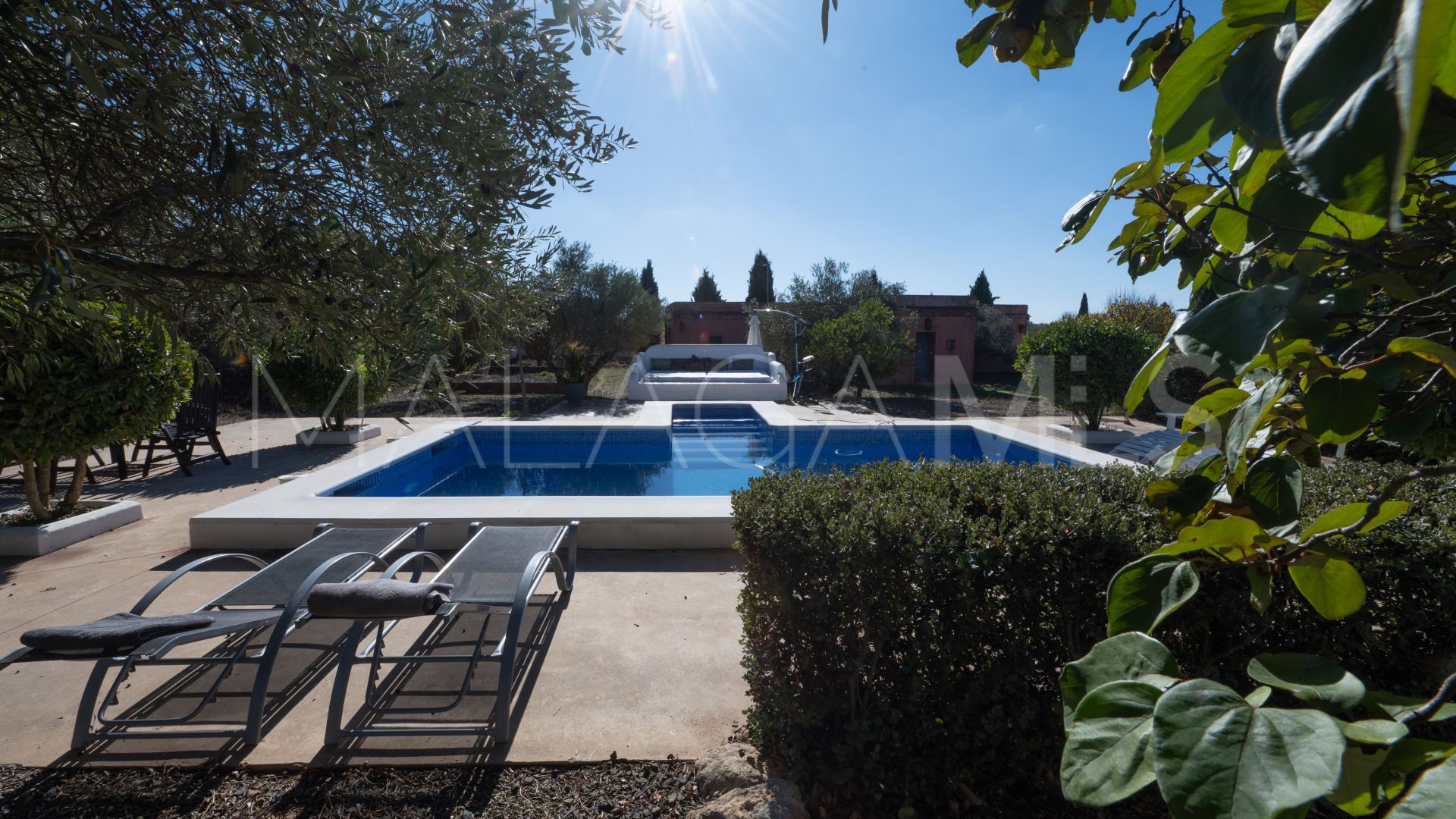 Villa for sale in Salinas