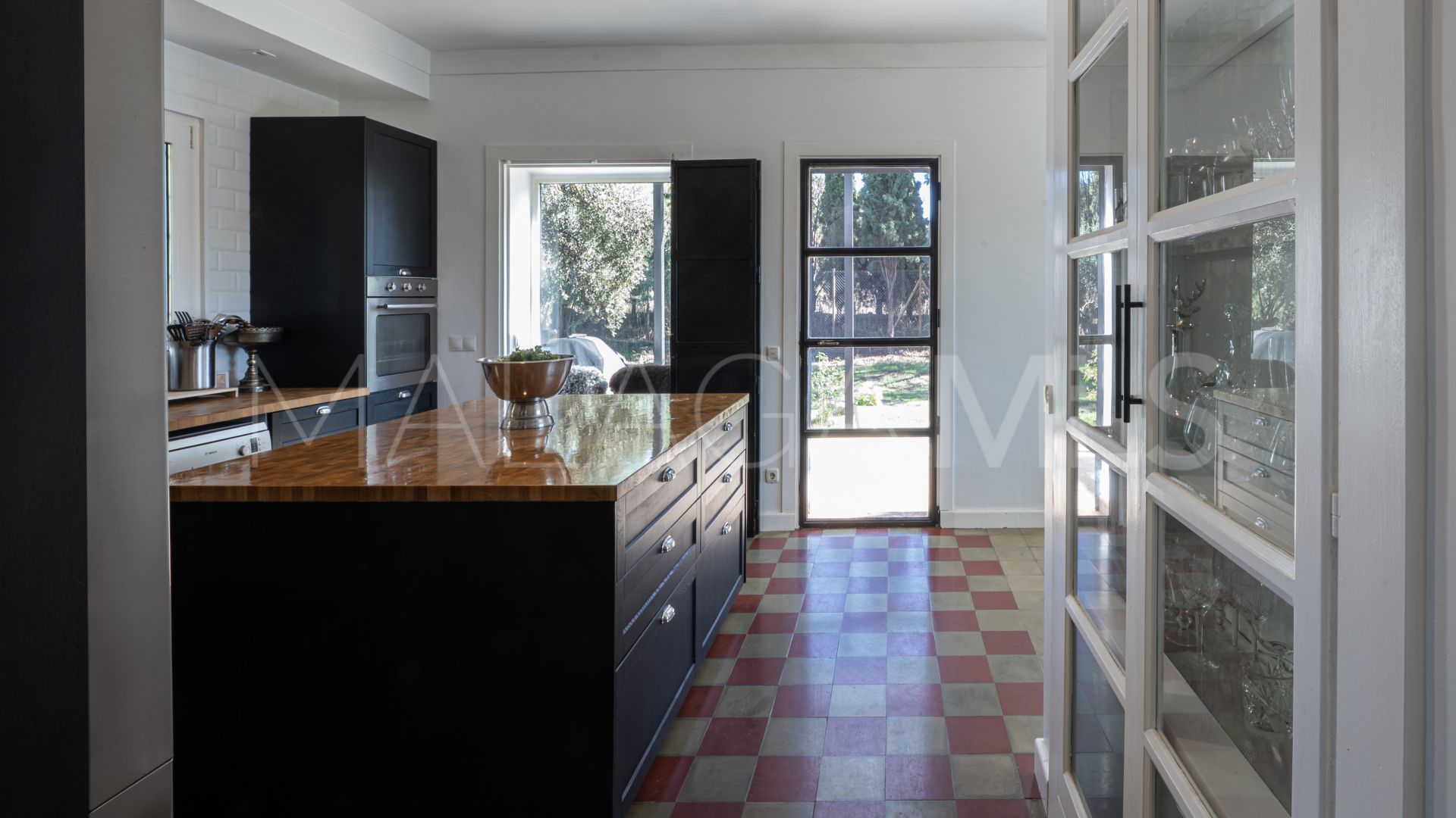 Villa for sale in Salinas