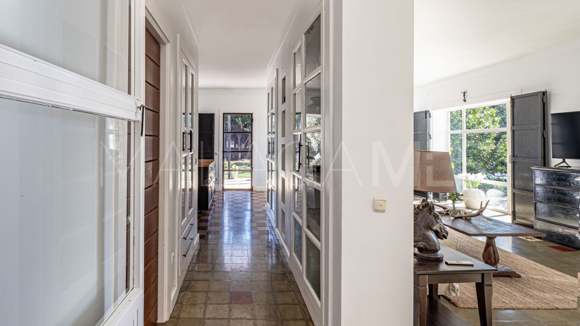 Villa for sale in Salinas