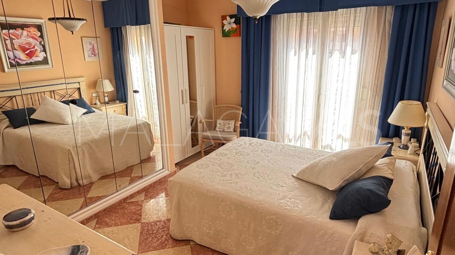 4 bedrooms apartment for sale in Malaga