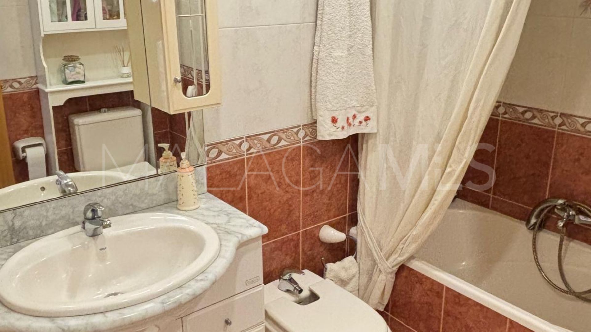 4 bedrooms apartment for sale in Malaga