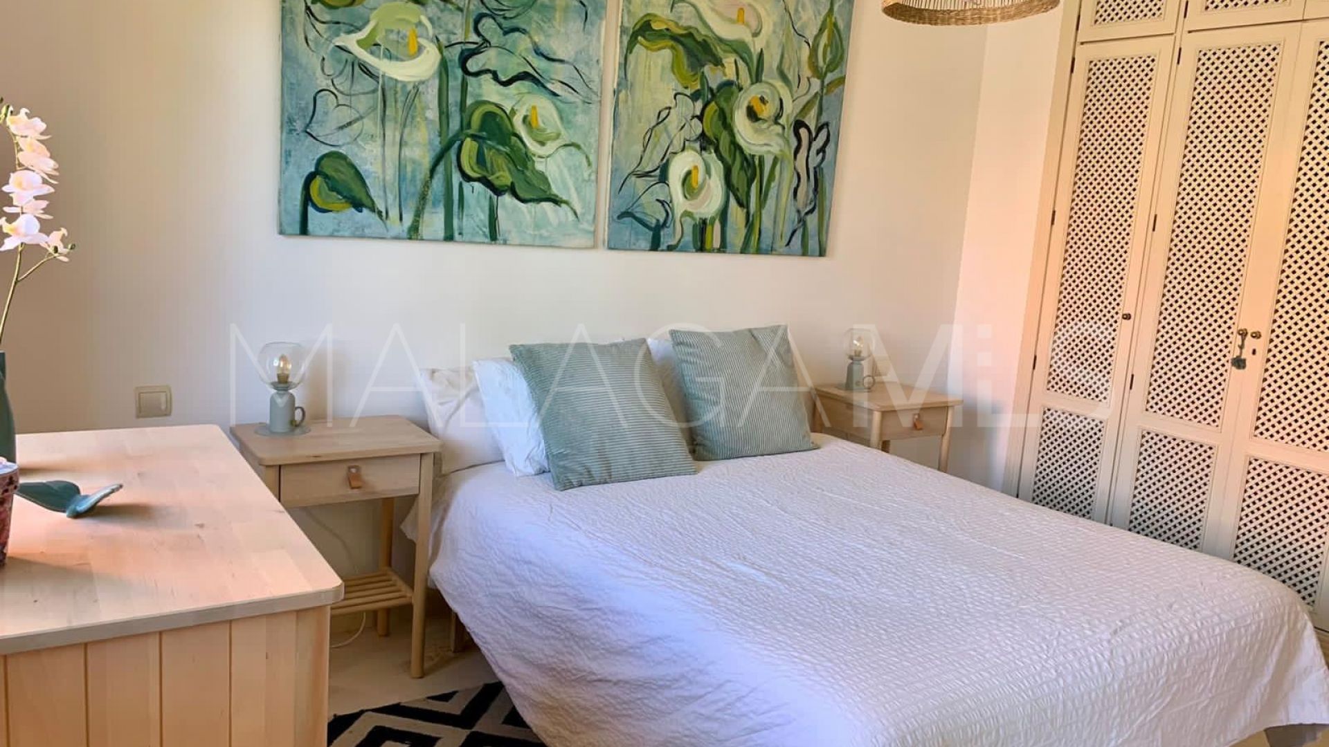 Apartamento planta baja with 4 bedrooms for sale in Elviria