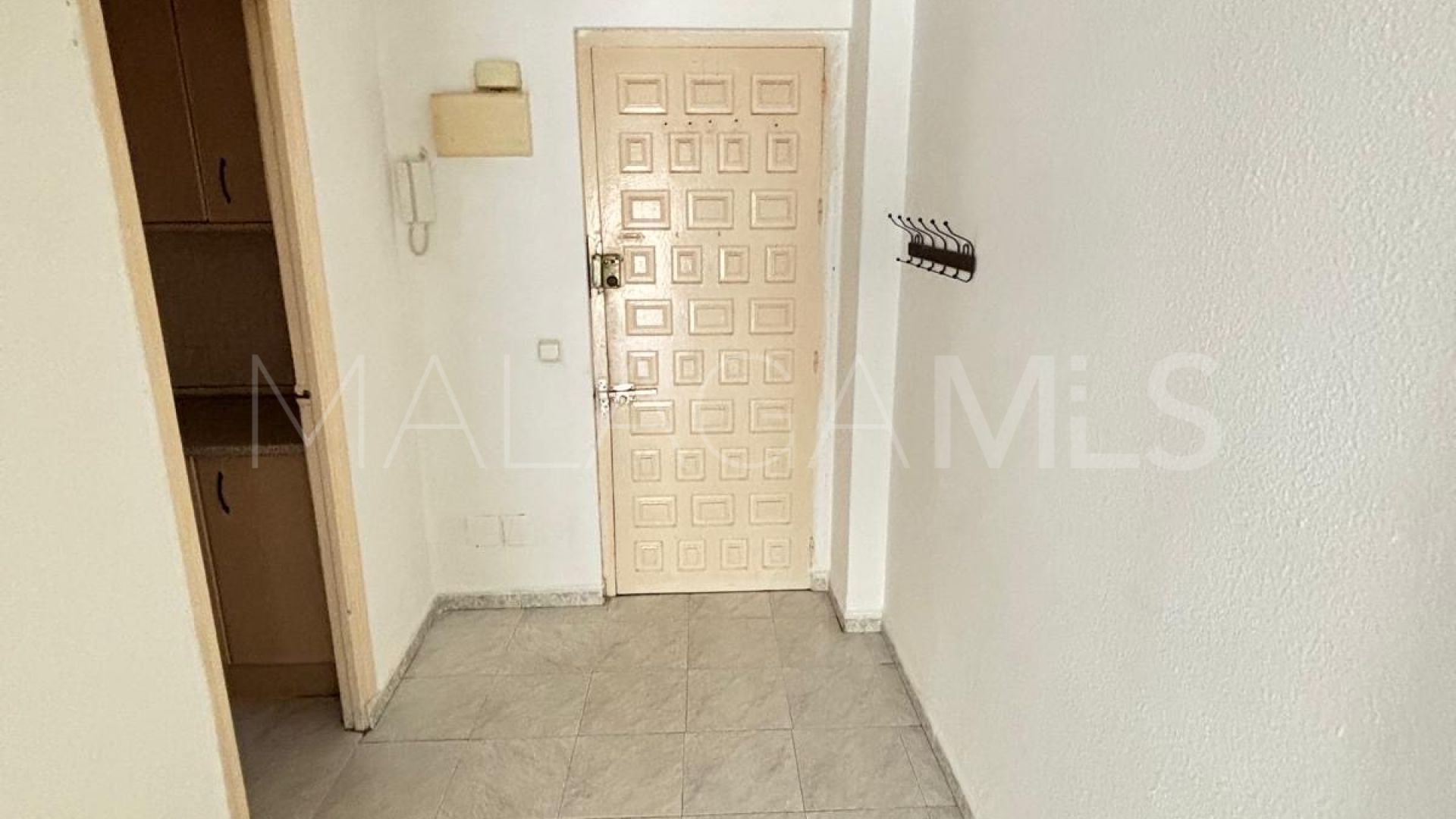 For sale 2 bedrooms ground floor apartment in Marbella City