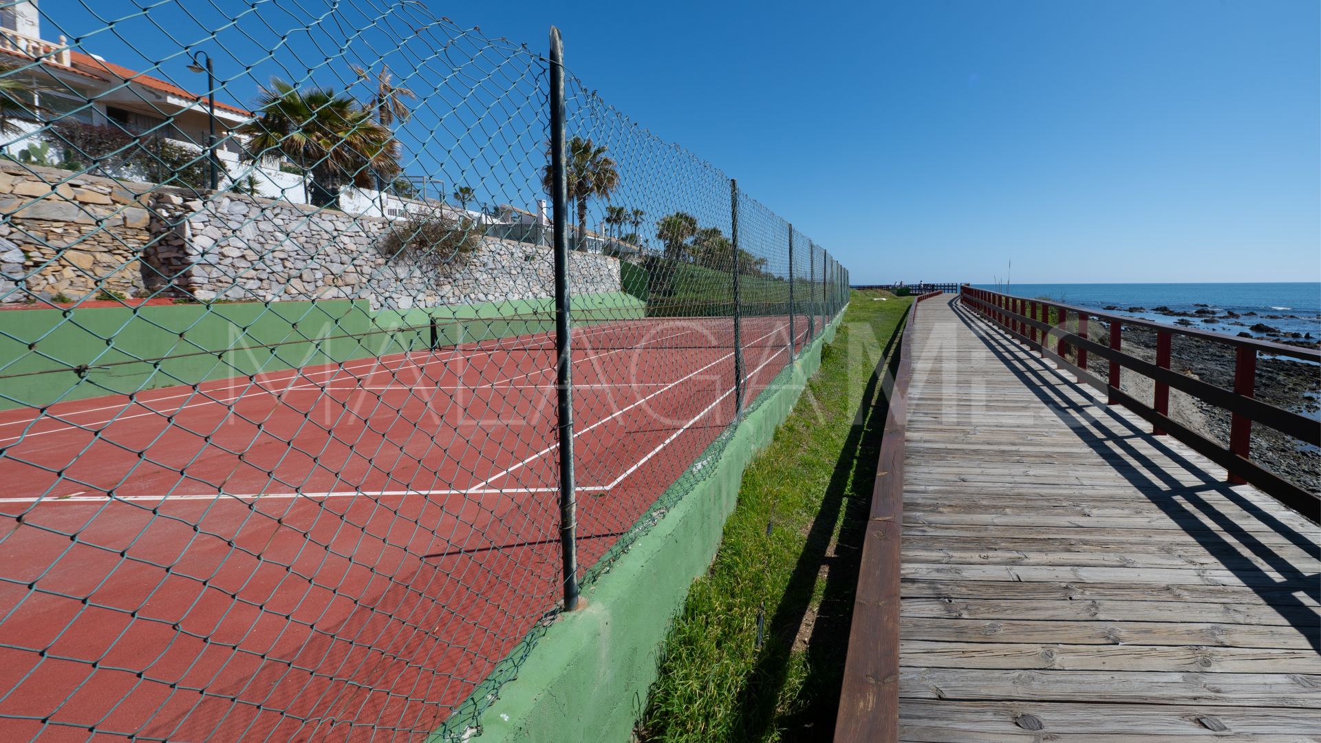 Miraflores, adosado for sale de 2 bedrooms