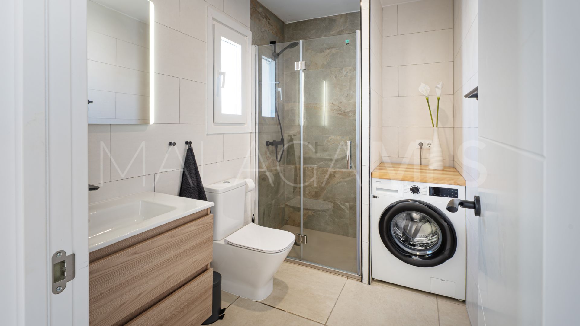 Miraflores, adosado for sale de 2 bedrooms