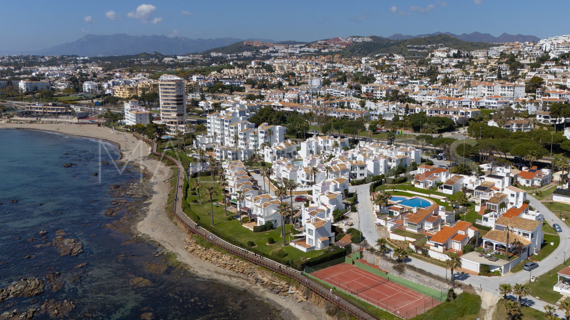 Miraflores, adosado for sale de 2 bedrooms