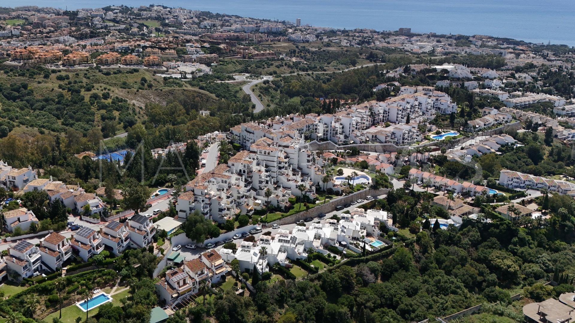 Doppelhaushälfte for sale in Sitio de Calahonda
