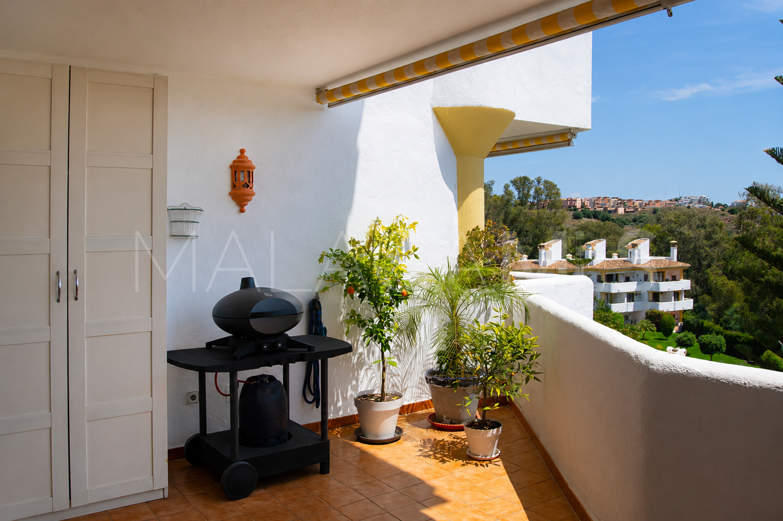 Apartamento for sale with 2 bedrooms in Sitio de Calahonda
