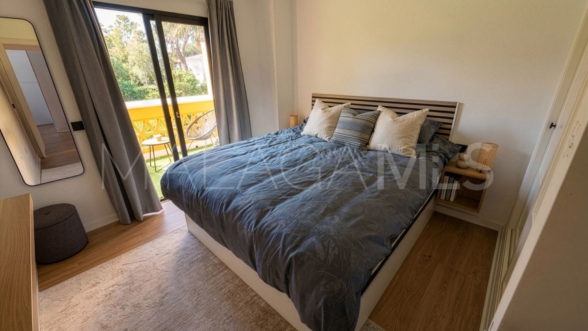 Doppelhaushälfte for sale in Sitio de Calahonda
