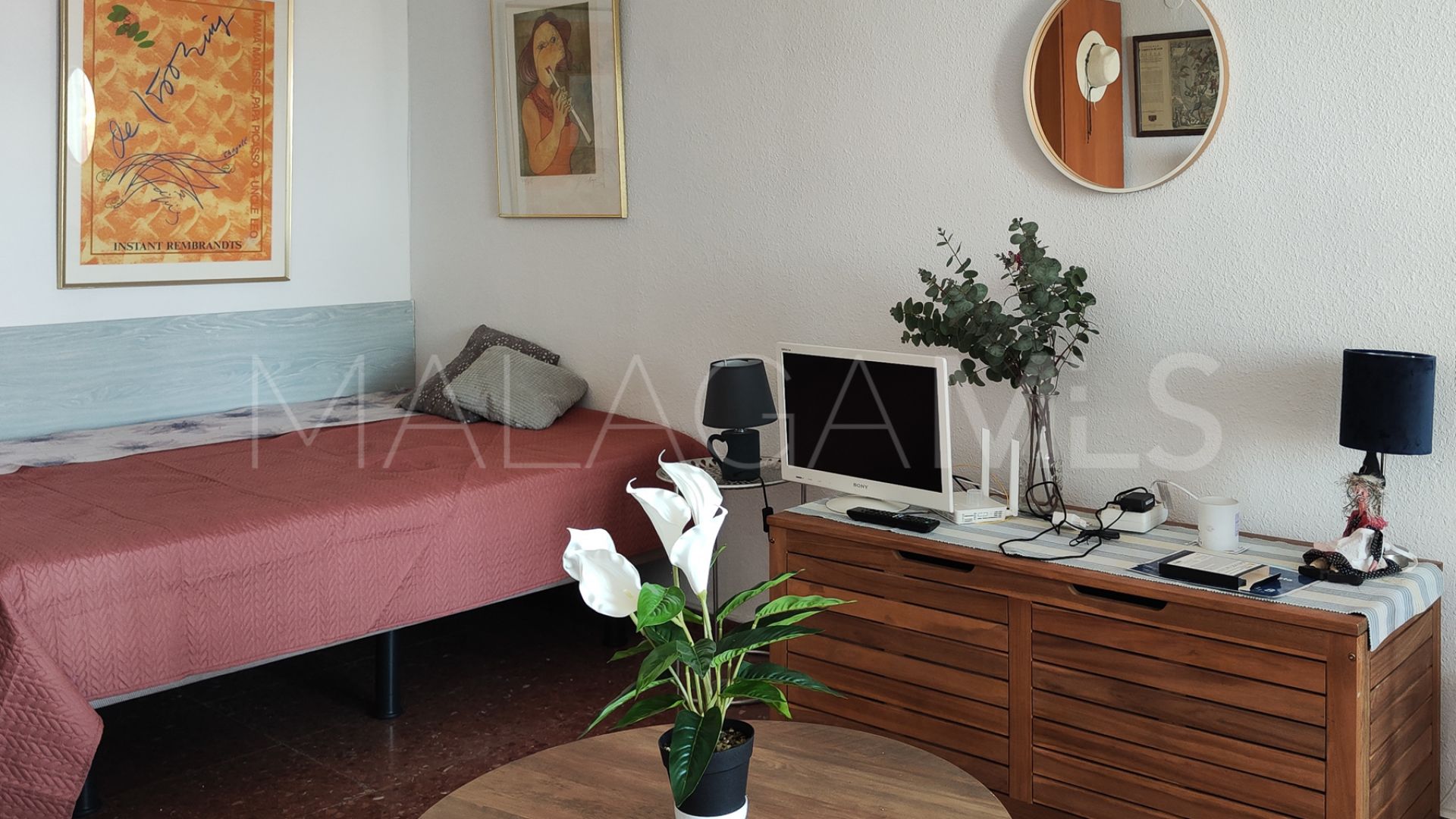 Studio for sale in Calahonda Playa