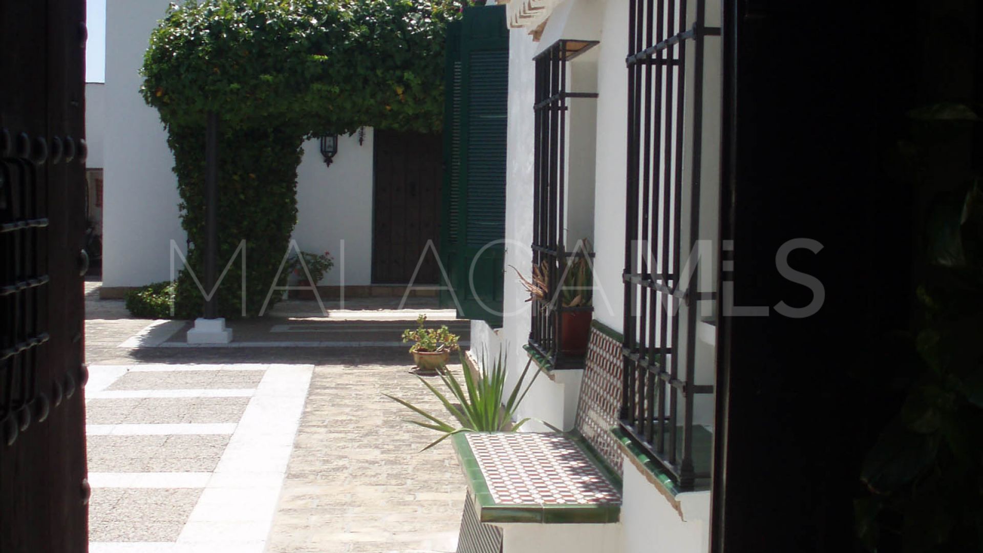 Villa for sale in Benalmadena Costa
