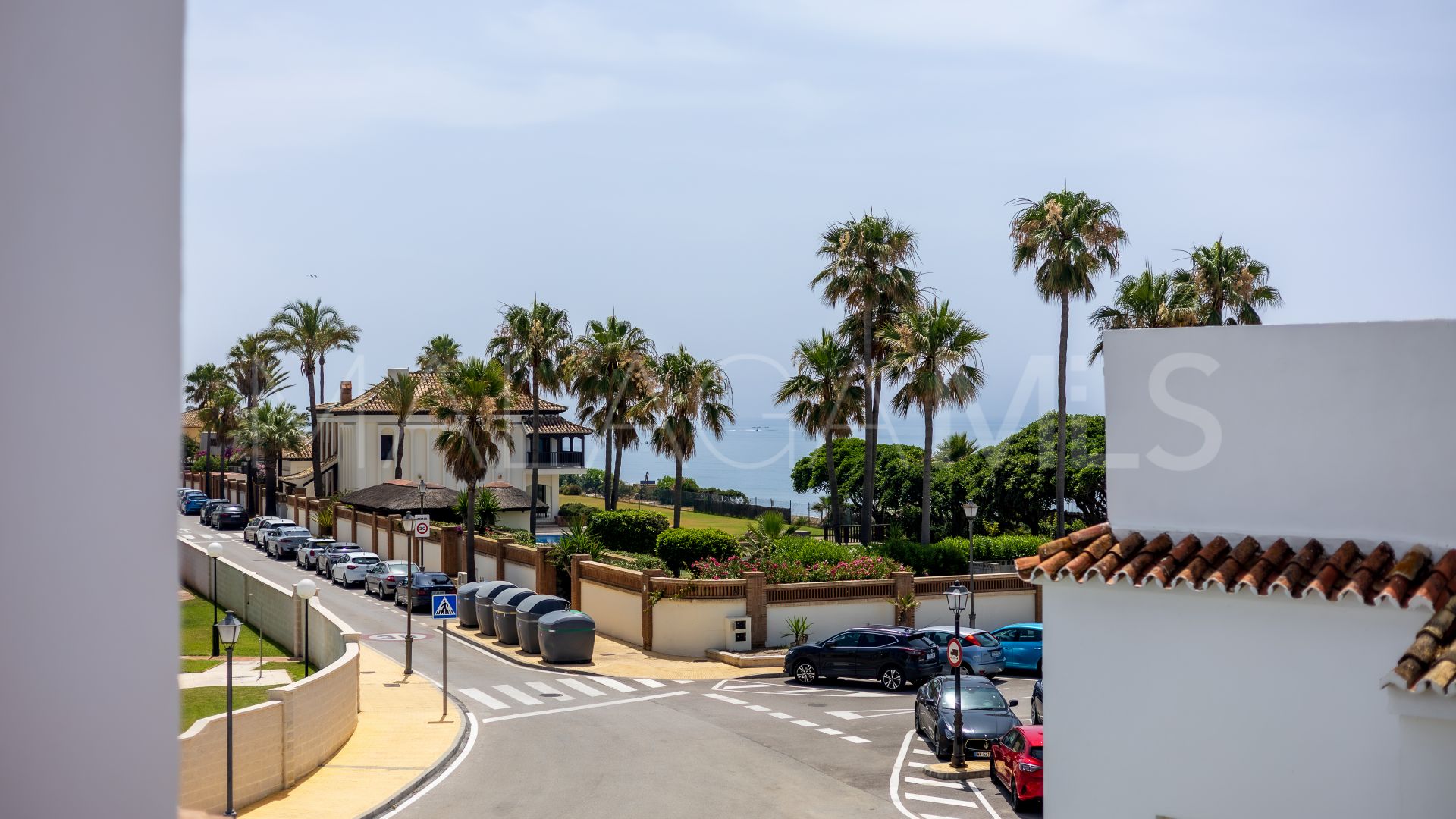 For sale Las Chapas town house with 3 bedrooms
