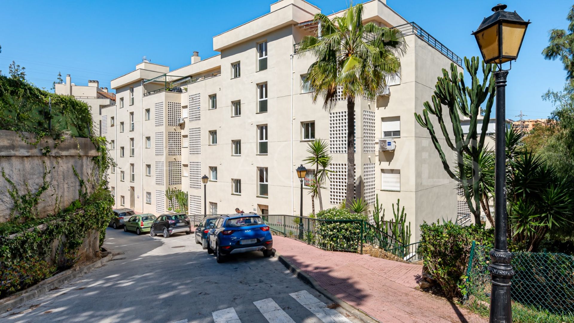 Appartement terrasse for sale in Calahonda