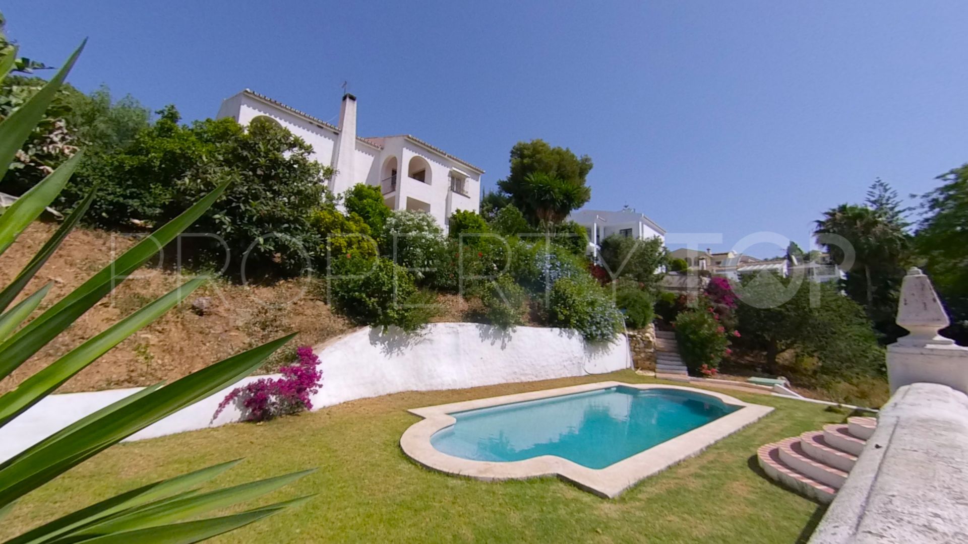 6 bedrooms El Rosario house for sale