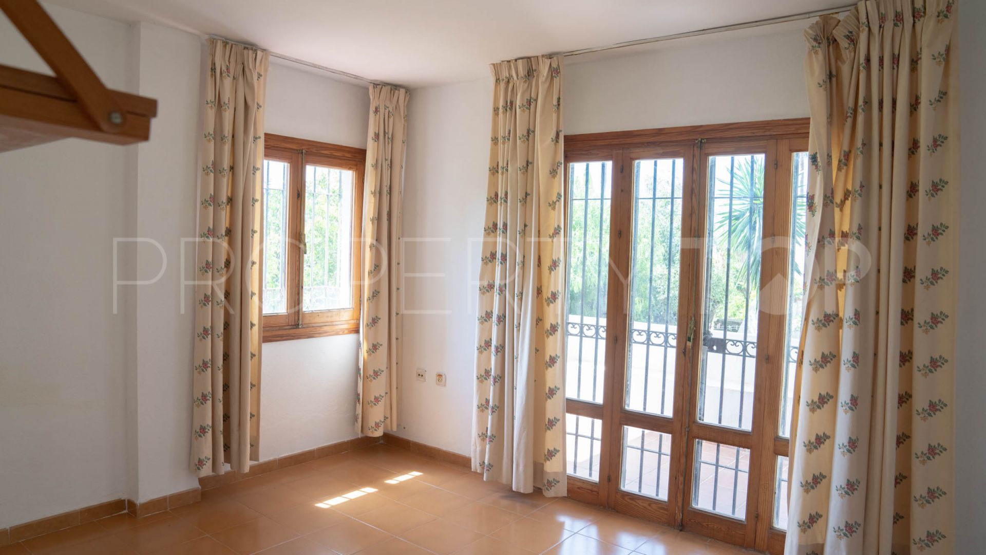 6 bedrooms El Rosario house for sale