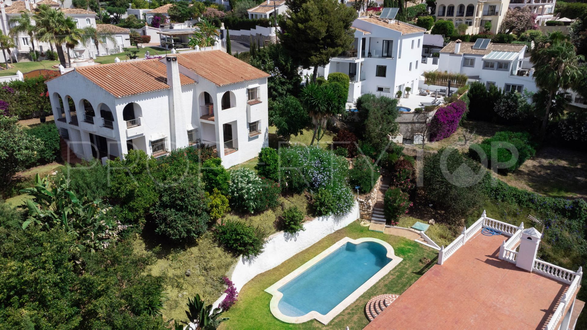 6 bedrooms El Rosario house for sale