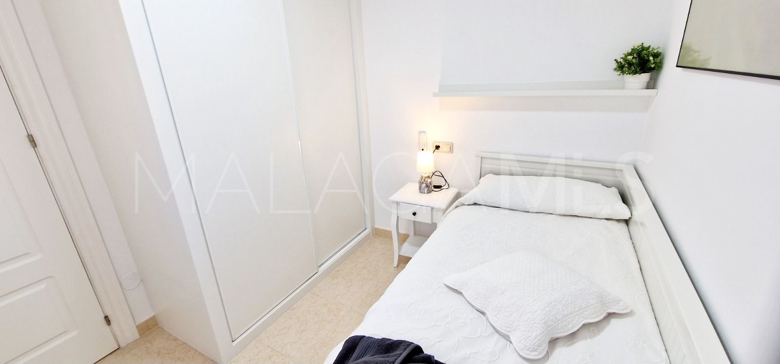 Buy apartamento in Fuengirola Centro with 3 bedrooms