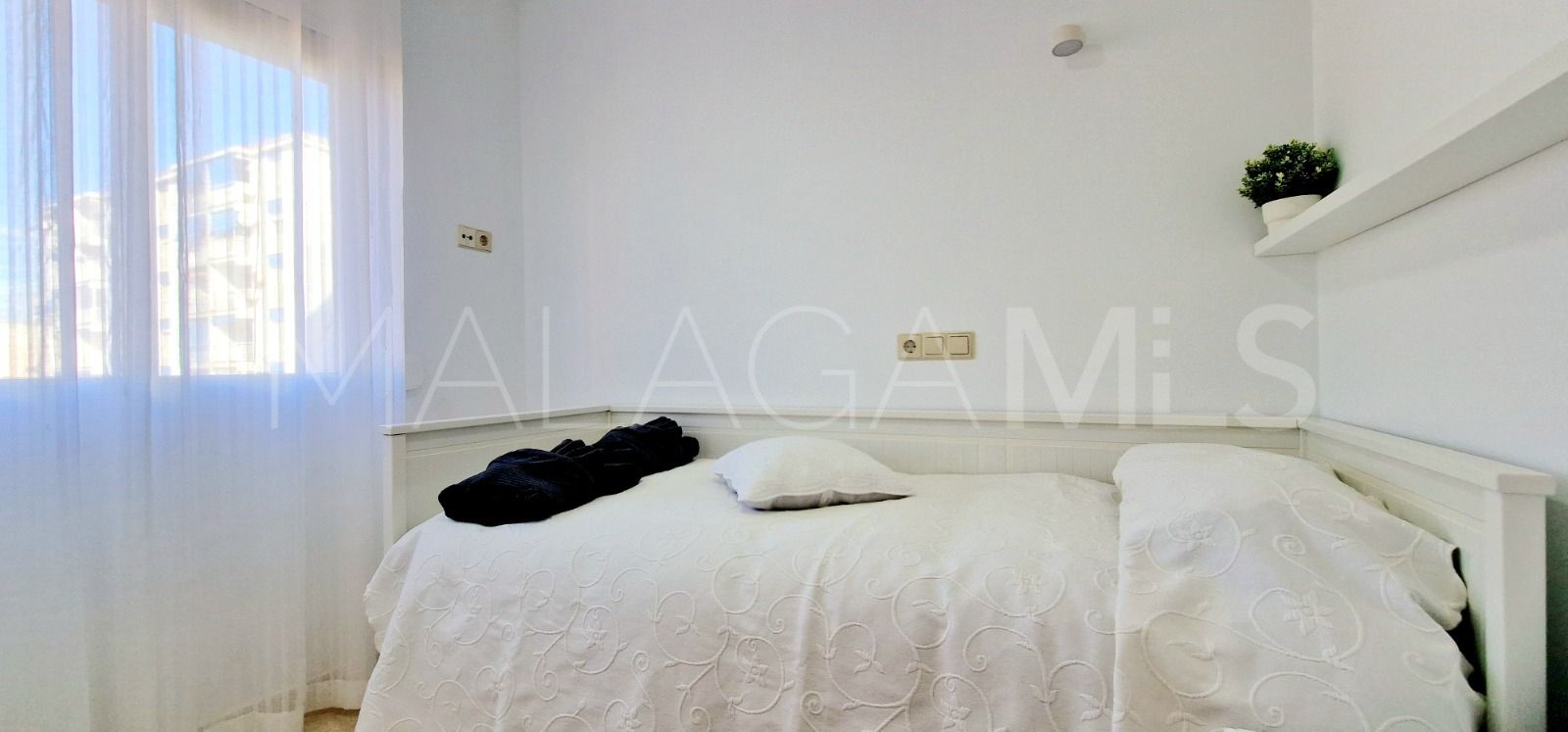 Buy apartamento in Fuengirola Centro with 3 bedrooms