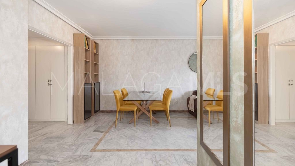 Wohnung for sale in Marbella - Puerto Banus
