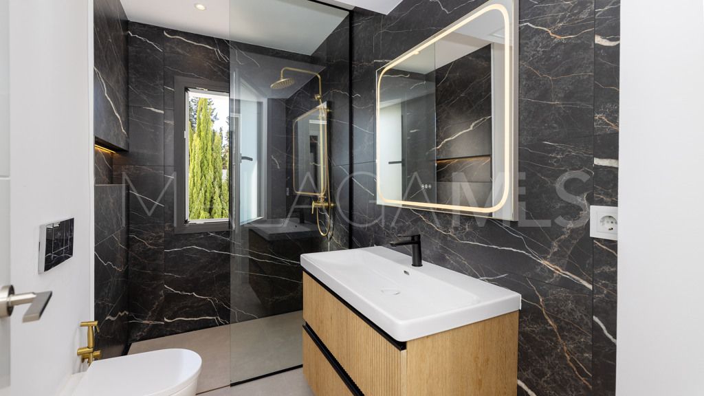 Lägenhet for sale in Nueva Andalucia