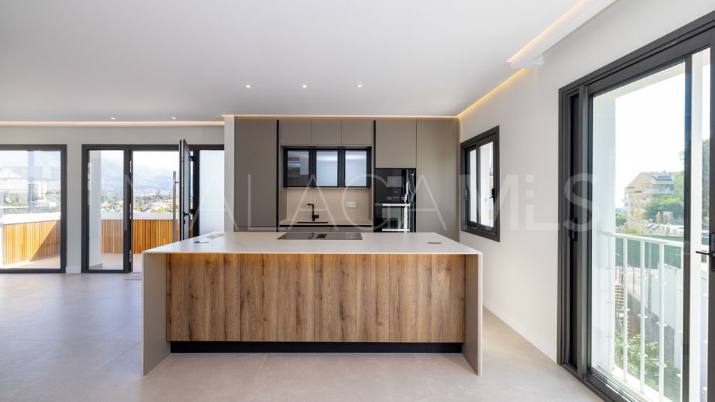 Lägenhet for sale in Nueva Andalucia