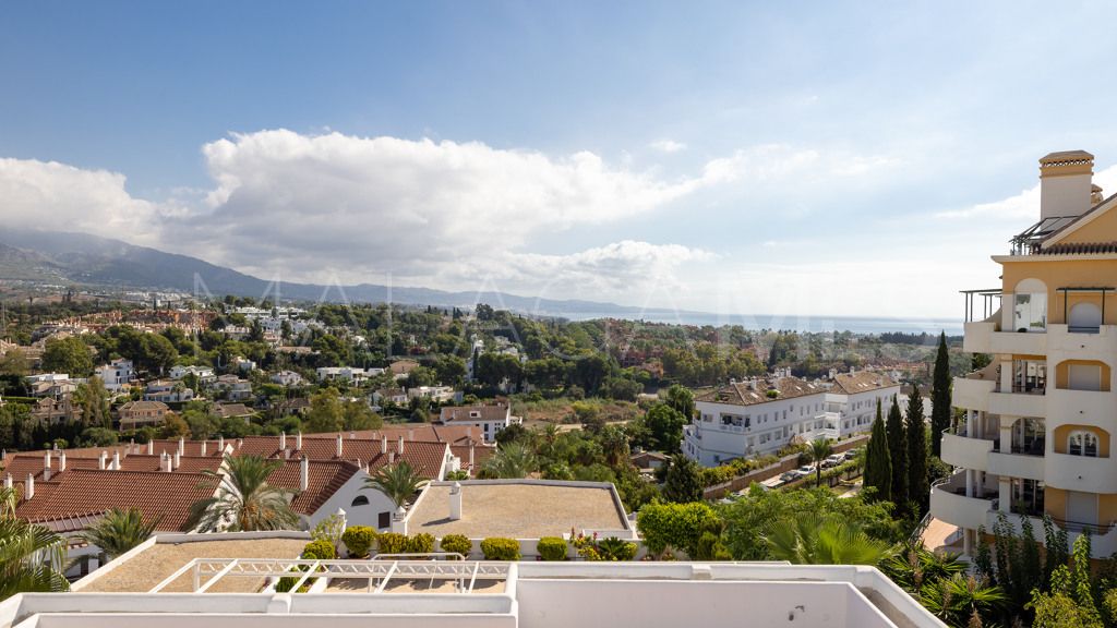 Lägenhet for sale in Nueva Andalucia