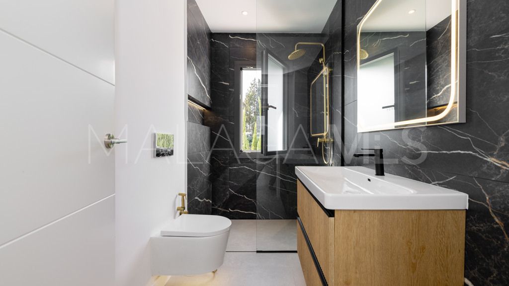 Lägenhet for sale in Nueva Andalucia