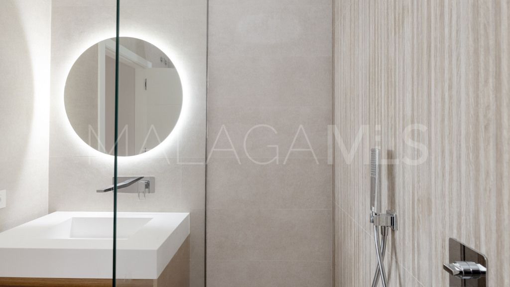 Lägenhet for sale in Nueva Andalucia