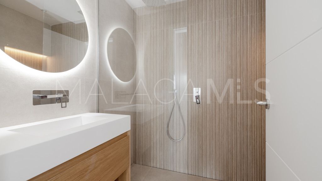 Lägenhet for sale in Nueva Andalucia