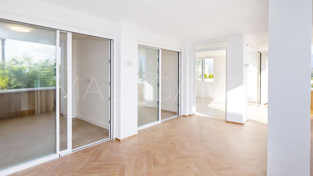 Lägenhet for sale in Nueva Andalucia