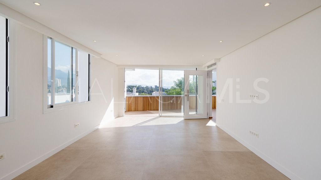 Lägenhet for sale in Nueva Andalucia