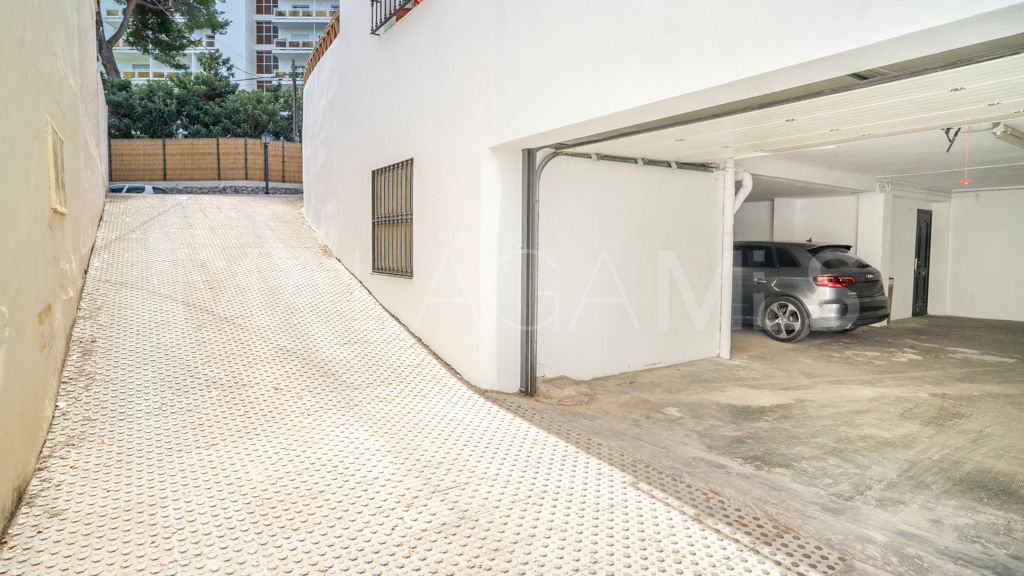 Chalet for sale in Nueva Andalucia