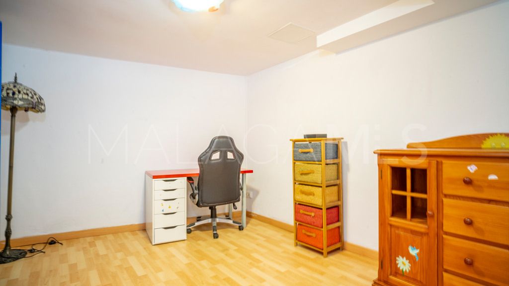 Chalet for sale in Nueva Andalucia