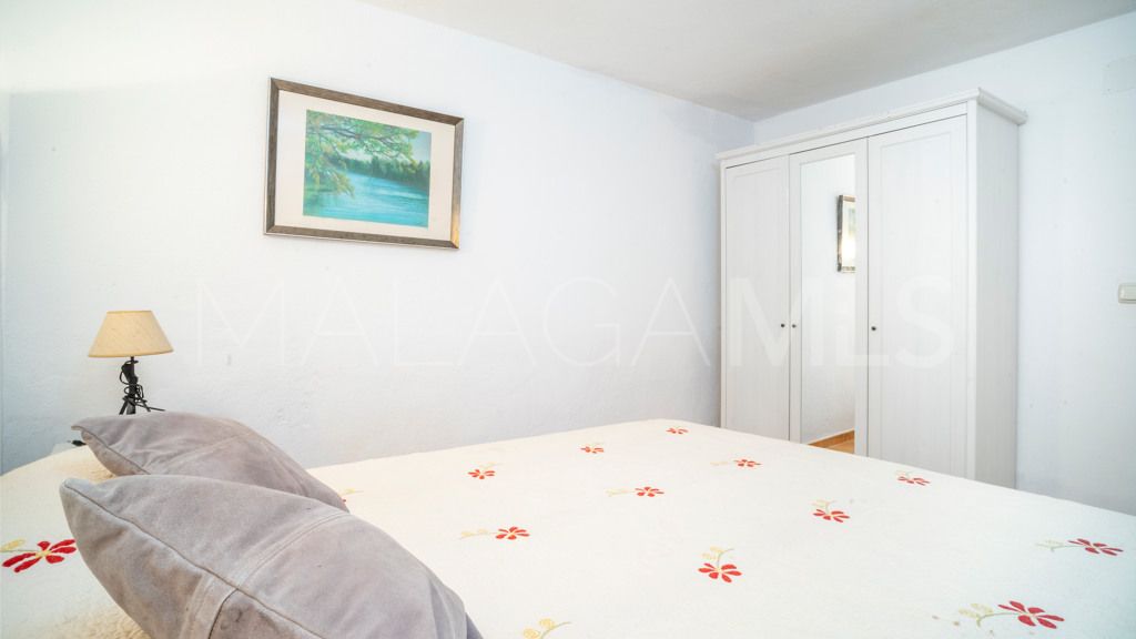 Chalet for sale in Nueva Andalucia
