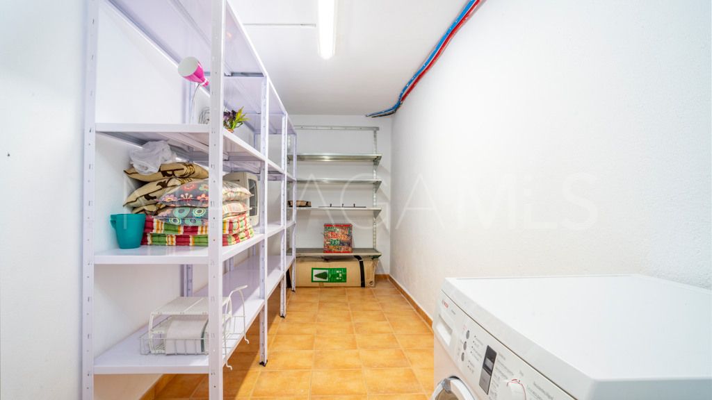 Chalet for sale in Nueva Andalucia
