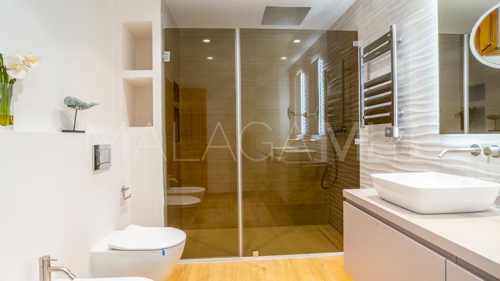Chalet for sale in Nueva Andalucia