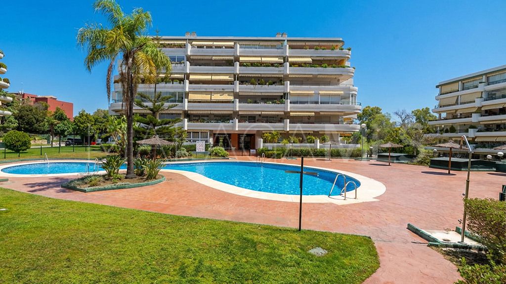 Apartamento a la venta in Guadalmina Alta