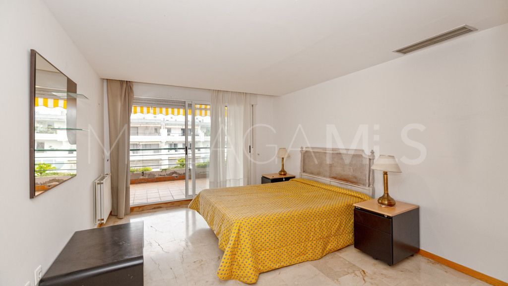 Apartamento a la venta in Guadalmina Alta