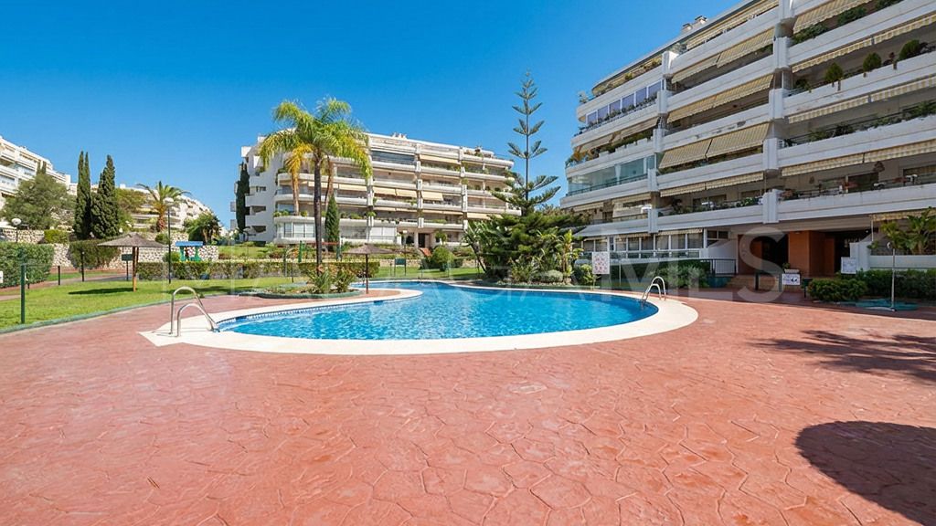 Apartamento a la venta in Guadalmina Alta