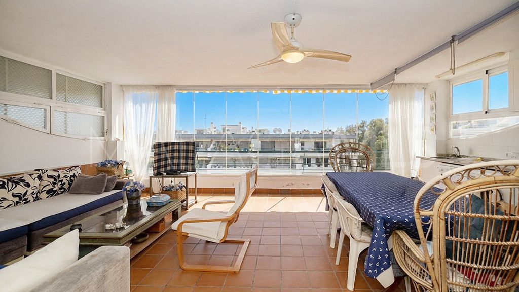 Apartamento a la venta in Guadalmina Alta