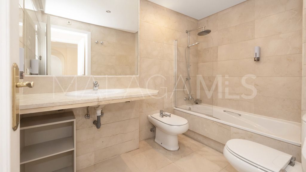 Wohnung for sale in Marbella - Puerto Banus